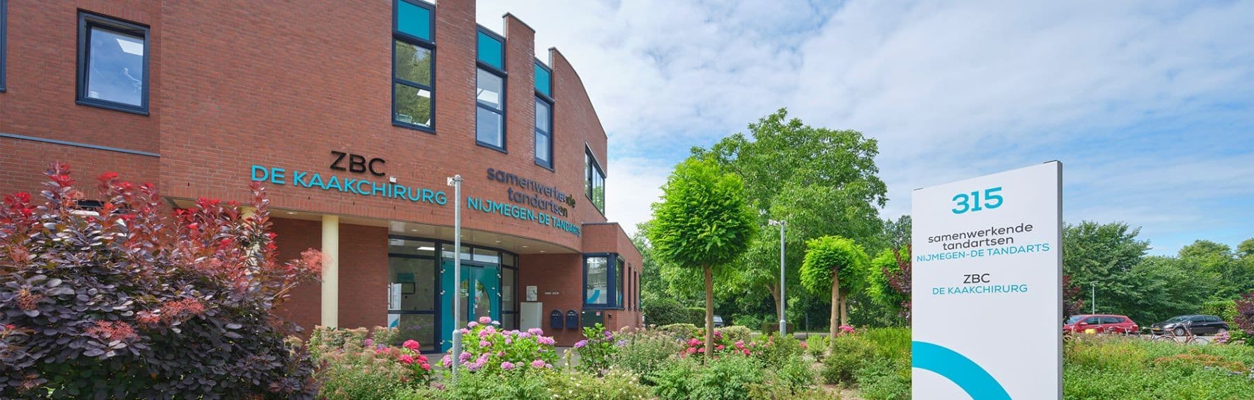https://cmsapi.clssm.nl/media/verwijs/dekaakchirurg.nl/algemeen/hero.jpg
